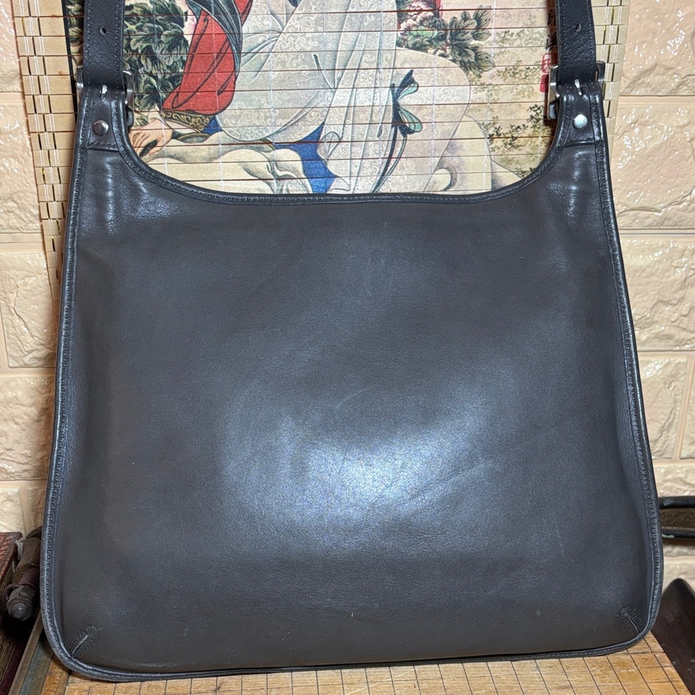 Coach Hippie Flap 9134 Vintage Grey Leather Shoulder Bag Crossbody Adj. Strap - Picture 5 of 17
